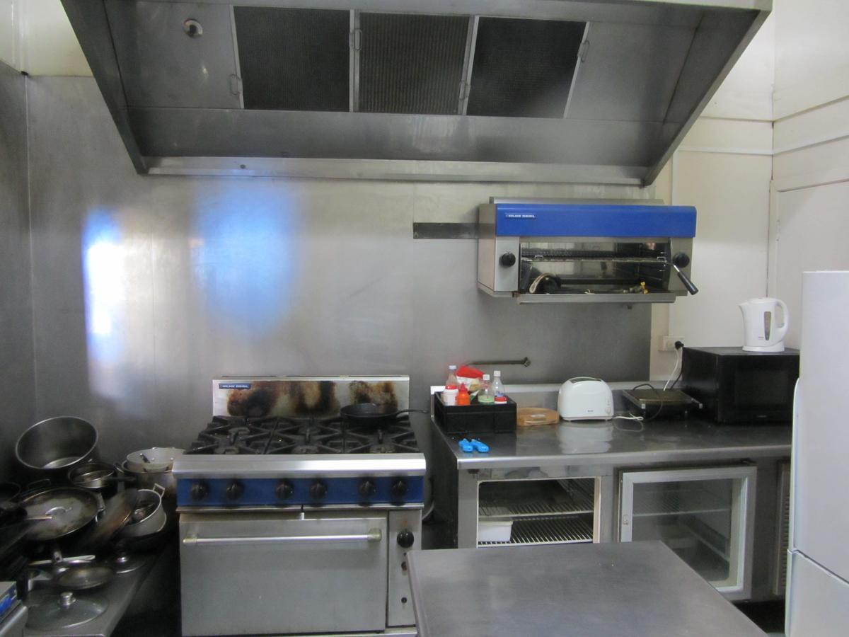 Royal Hotel Opotiki Luaran gambar