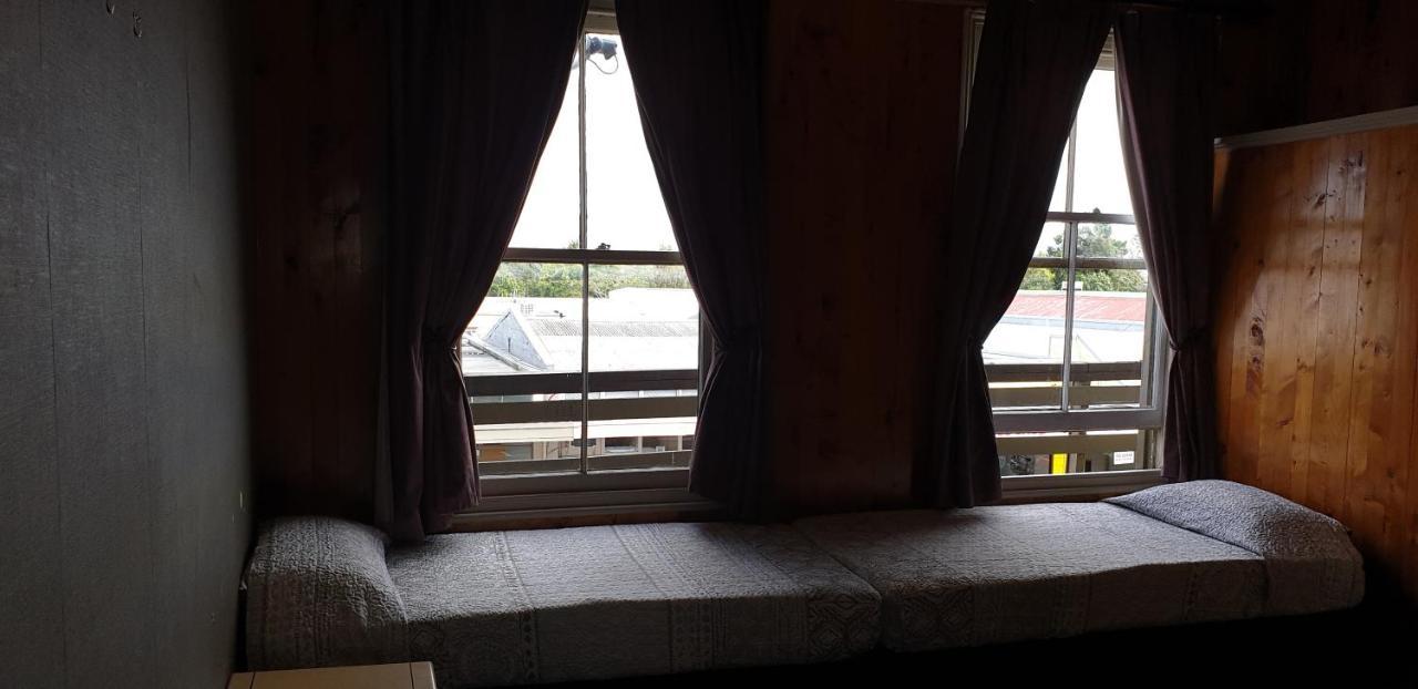 Royal Hotel Opotiki Luaran gambar