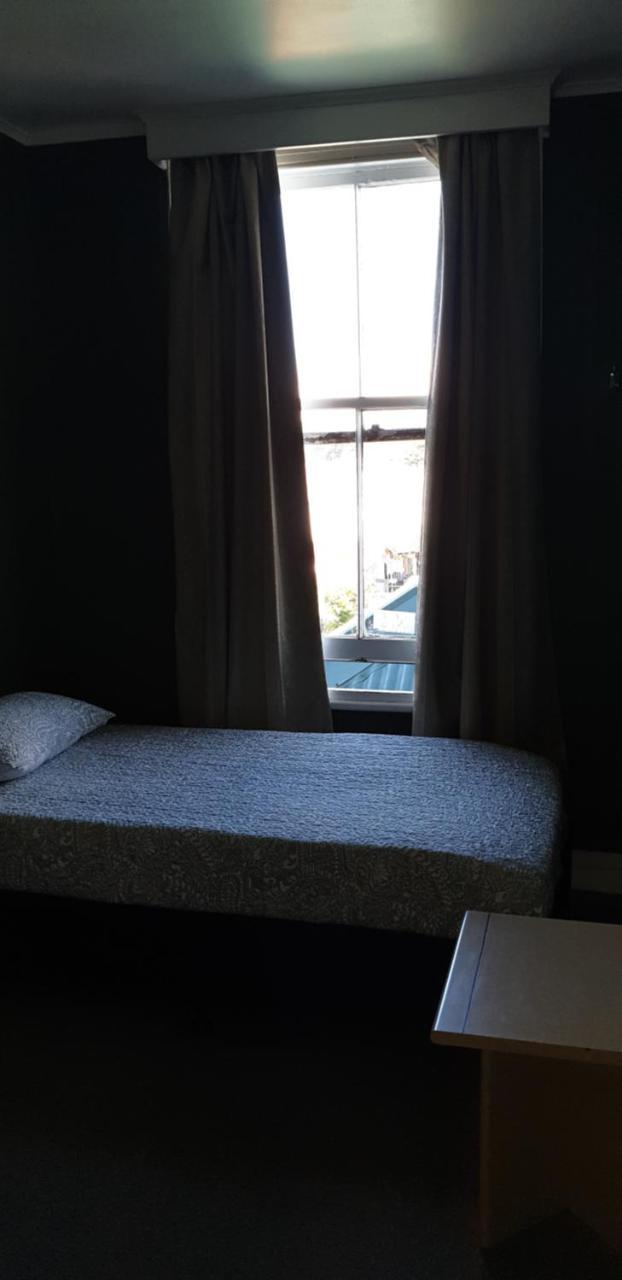 Royal Hotel Opotiki Luaran gambar